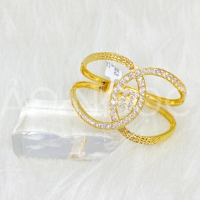 Vòng Chanel Tấm Bảng Lớn