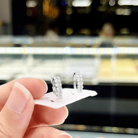 Bông Tai Tròn Đính Đá